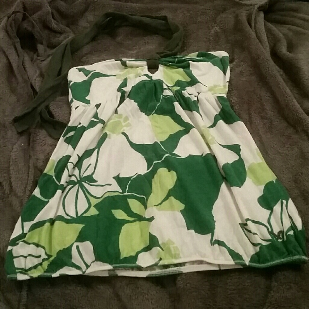 American Eagle Outfitters Green and White Floral Top